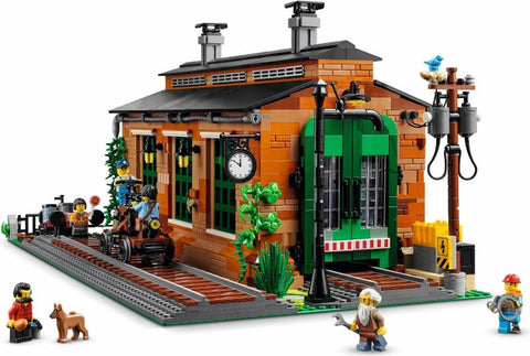 Old Train Engine Shed (910033)